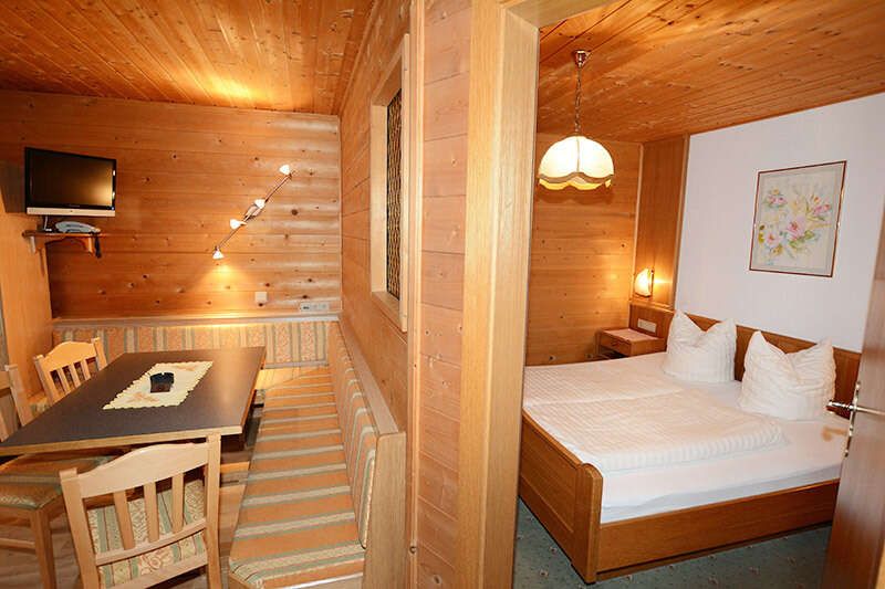 Appartement für 5 Personen mit Wohnzimmer und Schlafzimmer im Appart Annalies in Ischgl