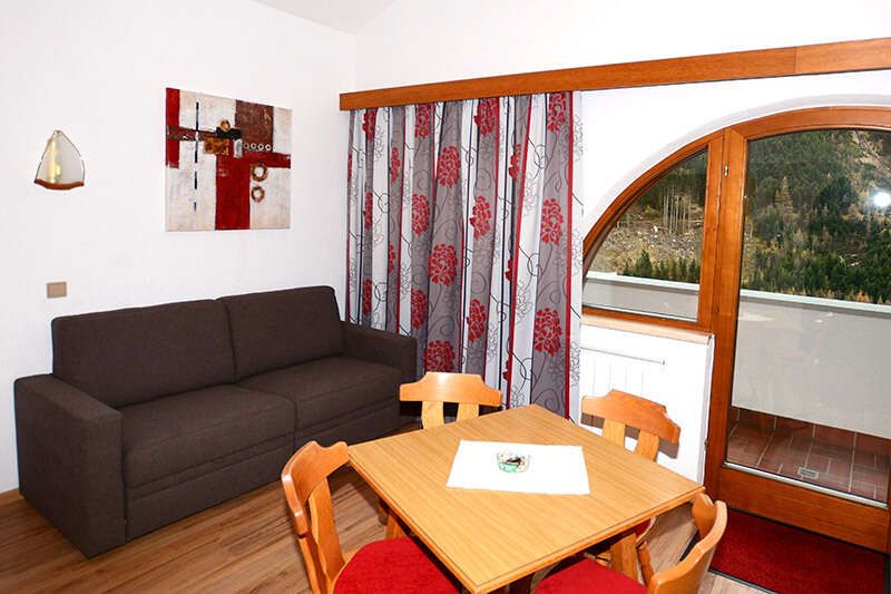 Apartment for 2 people with living room/bedroom in Appart Annalie